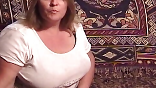 Are you ready to see this gorgeous MILF having her chubby pussy stretched?  If you want to see this BBW MILF playing with cock.